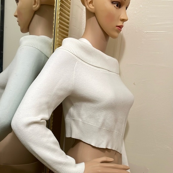 YUYU White Ribbed Knit Sweater - Picture 7 of 10